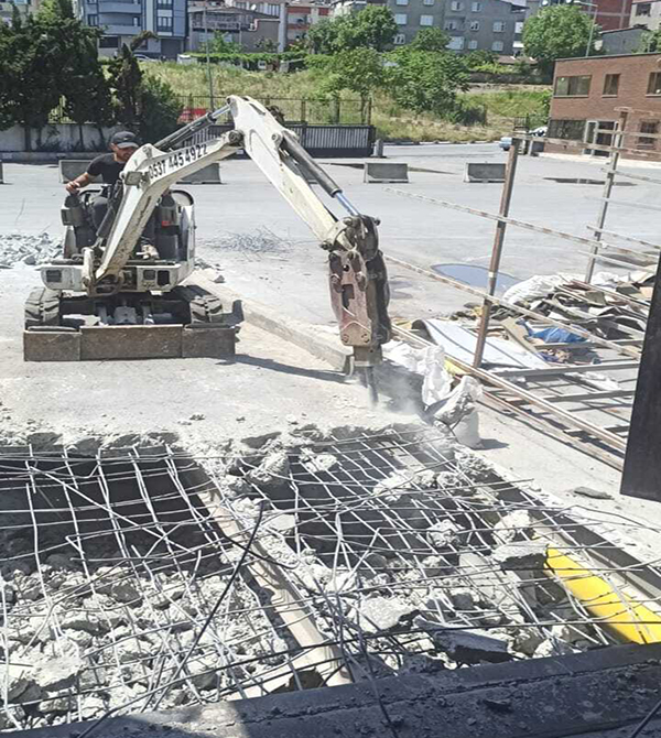 Hazal Kırım Yıkım Moloz Alım Hattı - 07